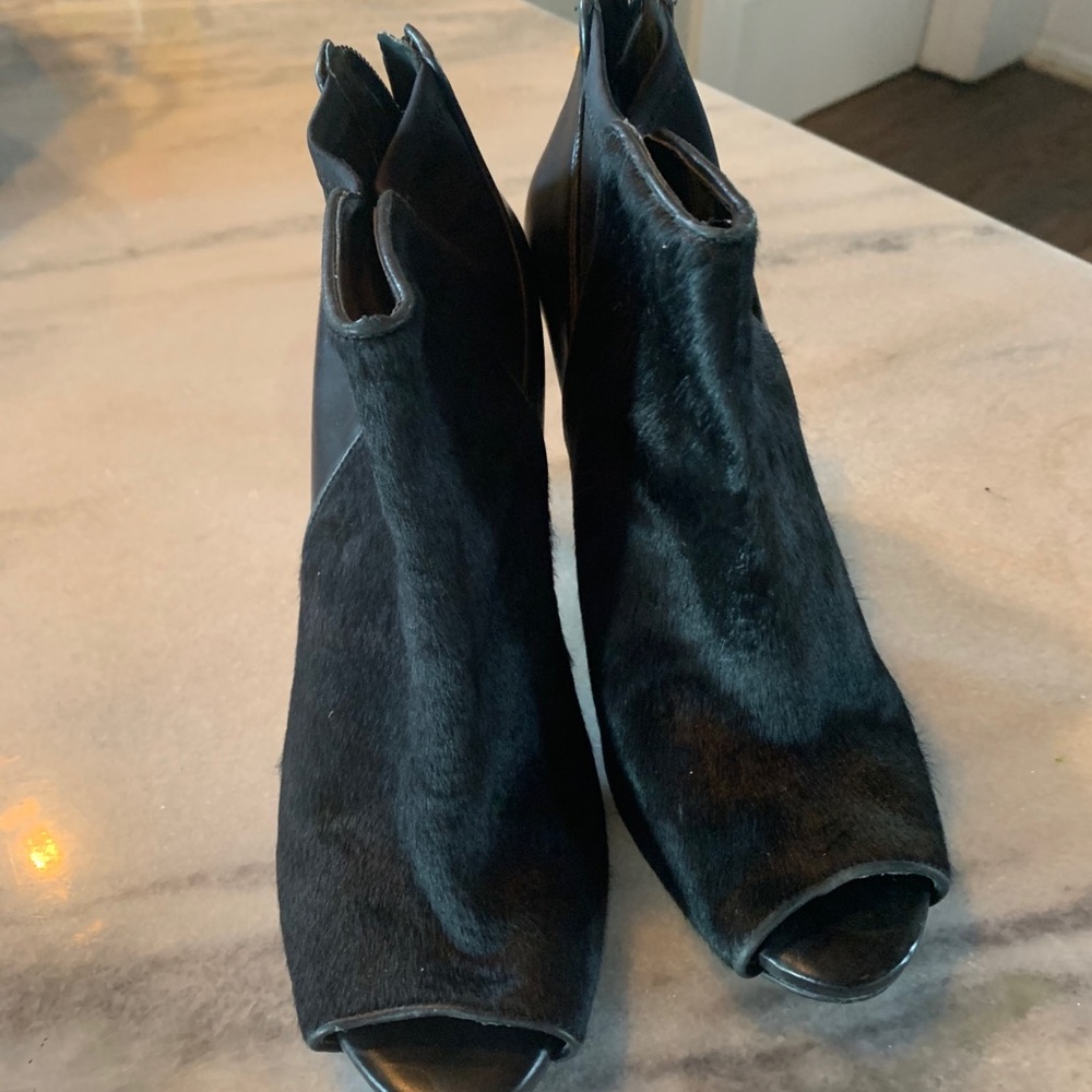 Ann Taylor boot/shoes